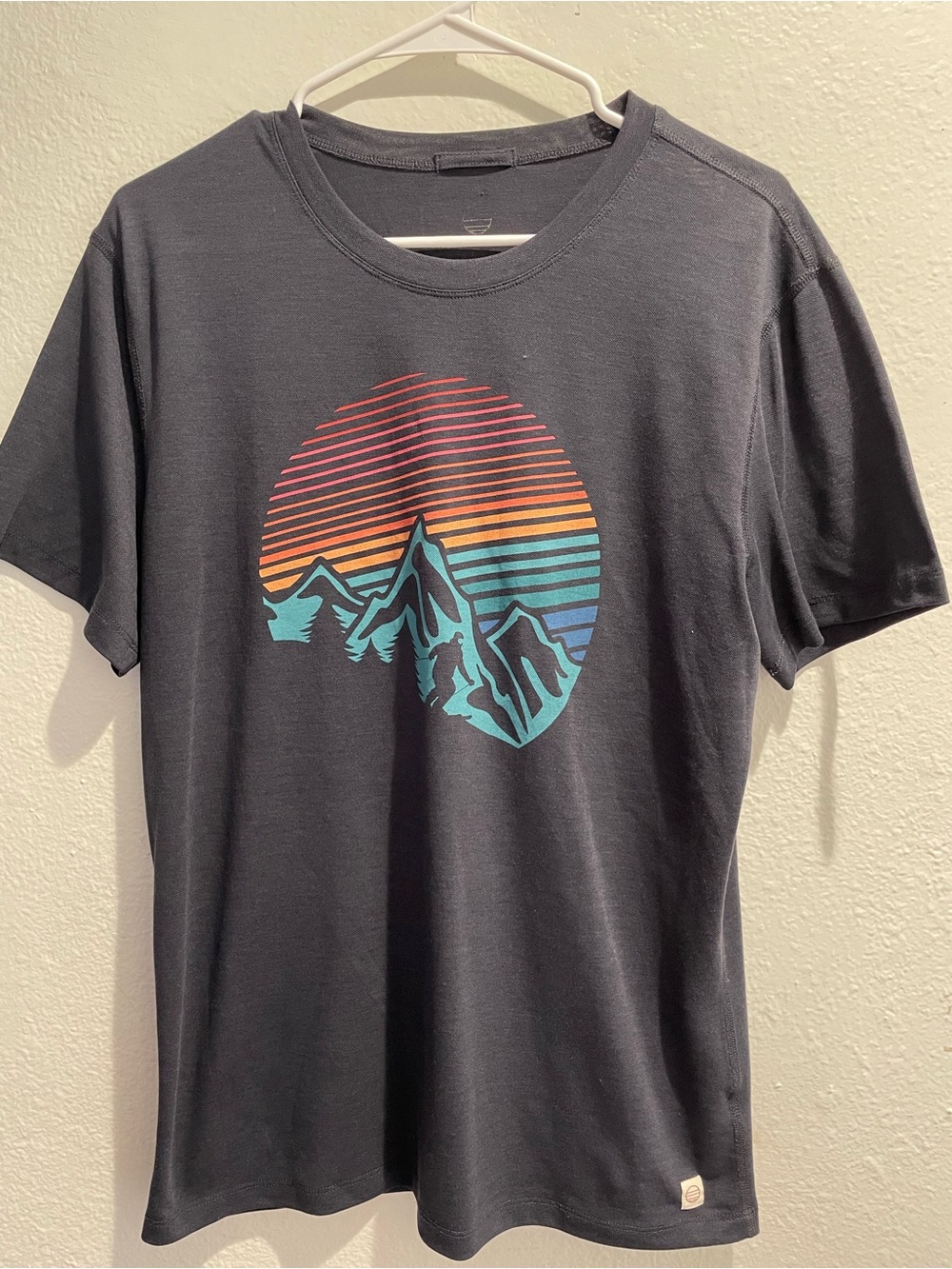 Marine Layer Tahoe Sunset Mountain Graphic T-Shirt Charcoal Grey XL